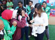 Pertamina Rayakan HUT ke-80 RI Bersama Ojol dan Pelanggan di Surabaya