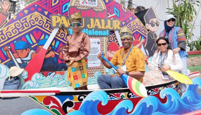 Pacu Jalur Resmi Dibuka Menteri Pariwisata, Kapolda Riau Ikut Hadir