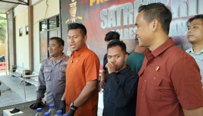 Polres Jombang Gagalkan Peredaran 115 Botol Arak Ilegal Asal Purwodadi