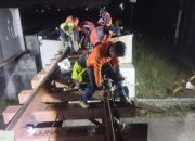 KAI Daop 7 Madiun Ganti Bantalan Kayu dengan Bantalan Sintetis Demi Kelestarian Lingkungan