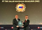 JNE Raih Penghargaan “Courier of The Year” di Indonesia Logistics Awards 2025