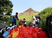 Harjaba Banyuwangi, Karangan Bunga Diganti 2.145 Paket Sembako