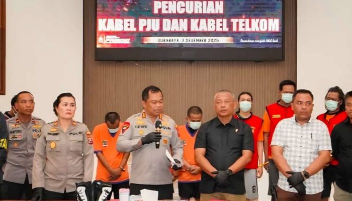 Polisi Tangkap Delapan Pelaku Pencurian Kabel Telkom dan PJU