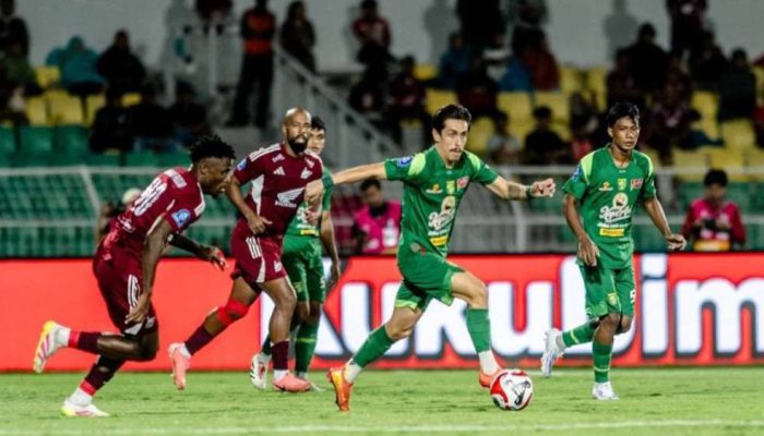 Imbang 1-1 di Makassar, Persebaya Amankan Poin Penting