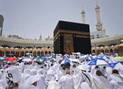Daftar Haji Mengular, 5,6 Juta Jemaah RI Antre hingga 26 Tahun