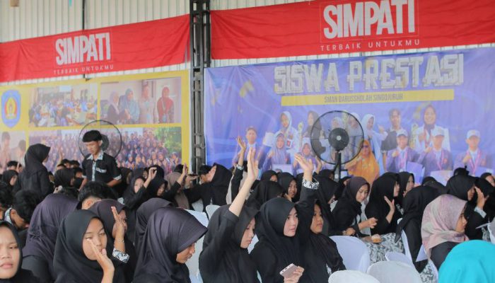 Siswa Banyuwangi Belajar Inovasi Digital dan Leadership Bersama Telkomsel