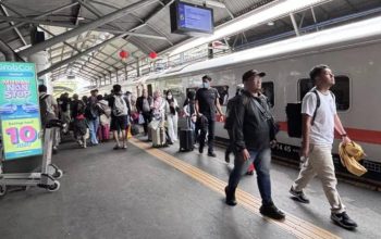 Hari Pertama Libur Imlek, 42 Ribu Lebih Penumpang Gunakan Layanan KAI Daop 8 Surabaya