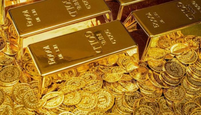 Emas Terjun Bebas 9,5 Persen, Rekor Terburuk dalam 14 Tahun Terakhir