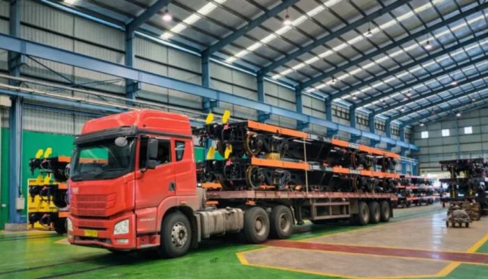 Kirim 60 Gerbong ke Palembang, INKA Banyuwangi Tunjukkan Kapasitas Produksi