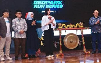 Kemenpar Dorong Sport Tourism Lewat Ajang Lari di Geopark Ijen