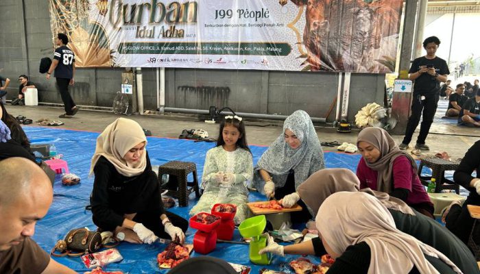J99 Corp Gelar Kurban Akbar, 17 Ekor Sapi Disalurkan untuk Warga