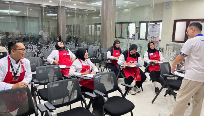 Bogasari Latih Enam Guru Kuliner SMKN 3 Kediri, Perkuat Kompetensi Bakery dan Makanan Sehat