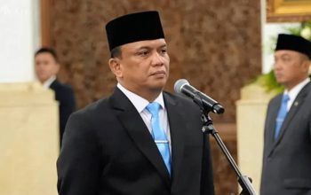 Dari TNI ke BGN, Trenggono Resmi Dampingi Nanik S. Deyang