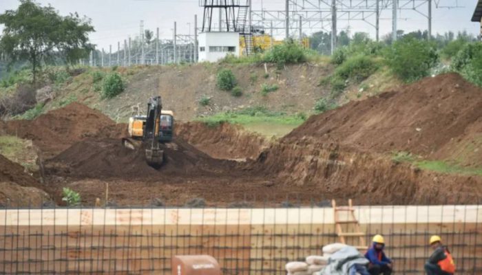 Perkuat Industri Perkeretaapian Nasional, INKA Kembangkan Test Track 3 Km di Banyuwangi