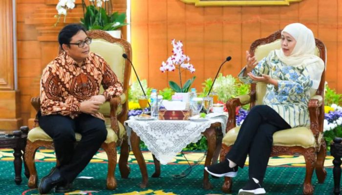 Khofifah Dorong Relawan Desa dan Pesantren Tangguh dalam Kemitraan Kebencanaan Jatim-Australia.
