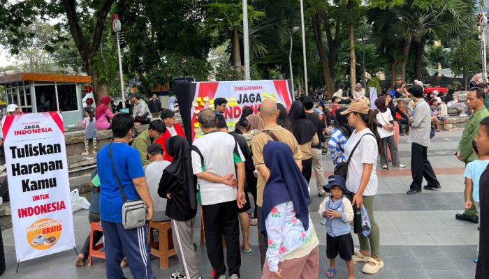 Warga Surabaya Serukan Optimisme untuk Masa Depan Indonesia dalam Aksi Jaga Indonesia