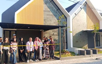 Komitmen Tepat Waktu, Chrysant Luxury Land Laksanakan Serah Terima Kunci kepada Konsumen.