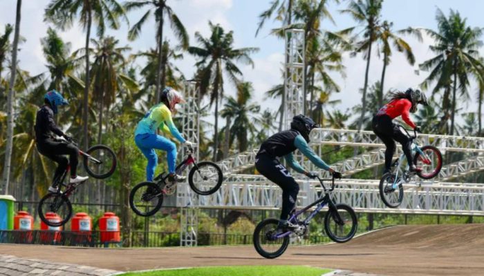 BMX Supercross 2026 Dongkrak Ekonomi Warga Banyuwangi Lewat Sport Tourism