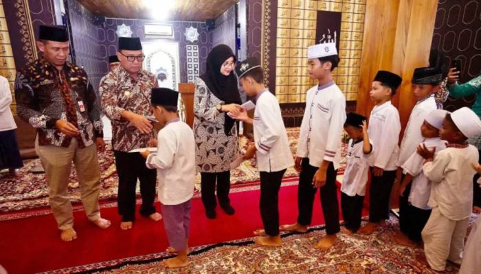 Bupati Ipuk: Jadikan Muharram Momentum Perbanyak Sedekah dan Pelayanan untuk Masyarakat