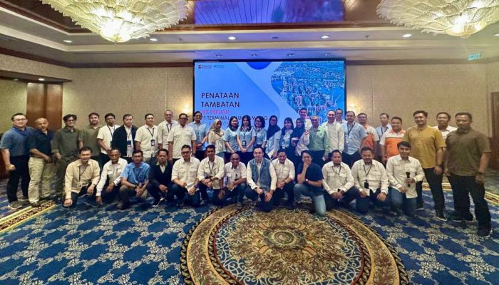 Hadapi Peningkatan Trafik Kapal, TTL Resmikan Sistem Berthing Window di TPK Berlian