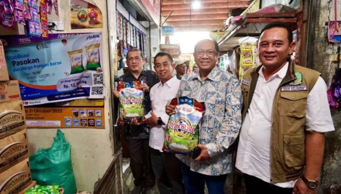 Kemenko Pangan Tinjau Pasar Rogojampi, Ketahanan Pangan Banyuwangi Tetap Terjaga