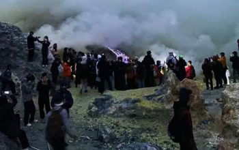Panic Button Segera Beroperasi di Kawah Ijen, Tingkatkan Keselamatan Wisatawan