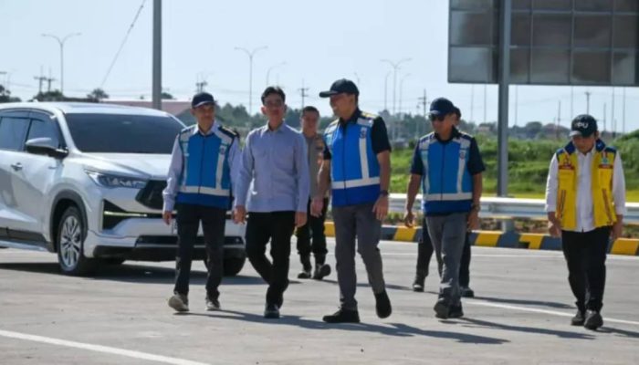 Wapres Gibran Tinjau Pembangunan Tol Prosiwangi, Dorong Pertumbuhan Ekonomi Jawa Timur