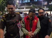Diduga Korupsi Dana Operasional Rp10,2 Miliar, Dirut Kebun Binatang Surabaya Ditahan Kejati Jatim