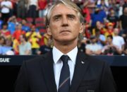 Roberto Mancini Kembali Tangani Timnas Italia, Bidik Kebangkitan Azzurri Menuju Piala Dunia 2030
