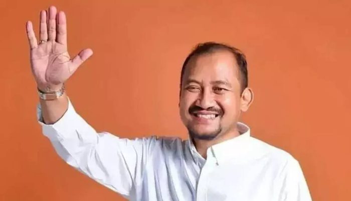 OTT KPK di Pemalang, Bupati Anom Widiyantoro Diamankan Penyidik