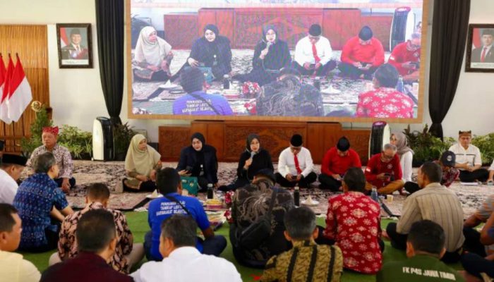 Ipuk Buka Forum Gesah Bareng Ambi Bupati, Warga Bisa Sampaikan Persoalan Langsung