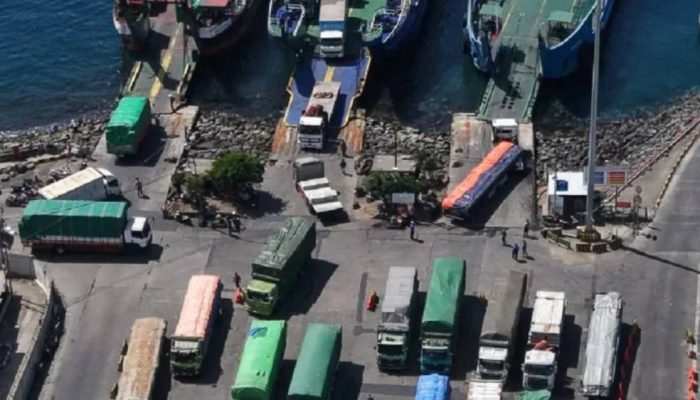 Antrean Ketapang Capai 15 Km, GAPASDAP: Bukan karena Kekurangan Kapal