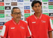 De Red FC Buang Keunggulan 3 Gol, Aji Santoso: Mental Pemain Jadi Evaluasi