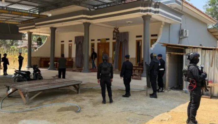 Rumah di Proppo Pamekasan Diduga Jadi Tempat Transaksi Sabu, Polisi Temukan Barang Bukti