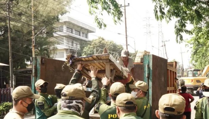 Bangunan Liar di Frontage Road Waru Ditertibkan, Pemkab Sidoarjo Kedepankan Pendekatan Humanis