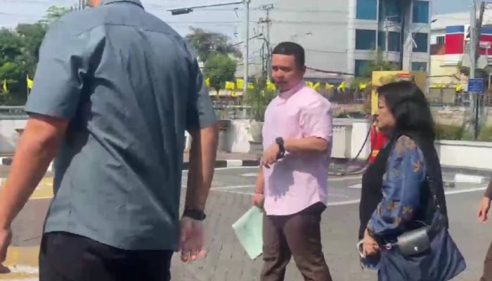 Sempat Buron, Nunik Indah Rini Ditangkap Kejari Surabaya Saat Makan Siang